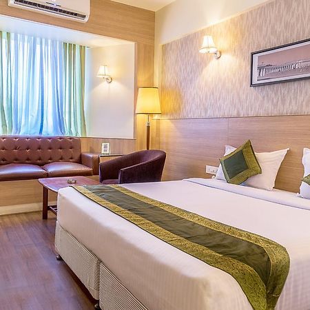 Treebo Premium Grand Emerald Pimpri-Chinchwad Eksteriør billede