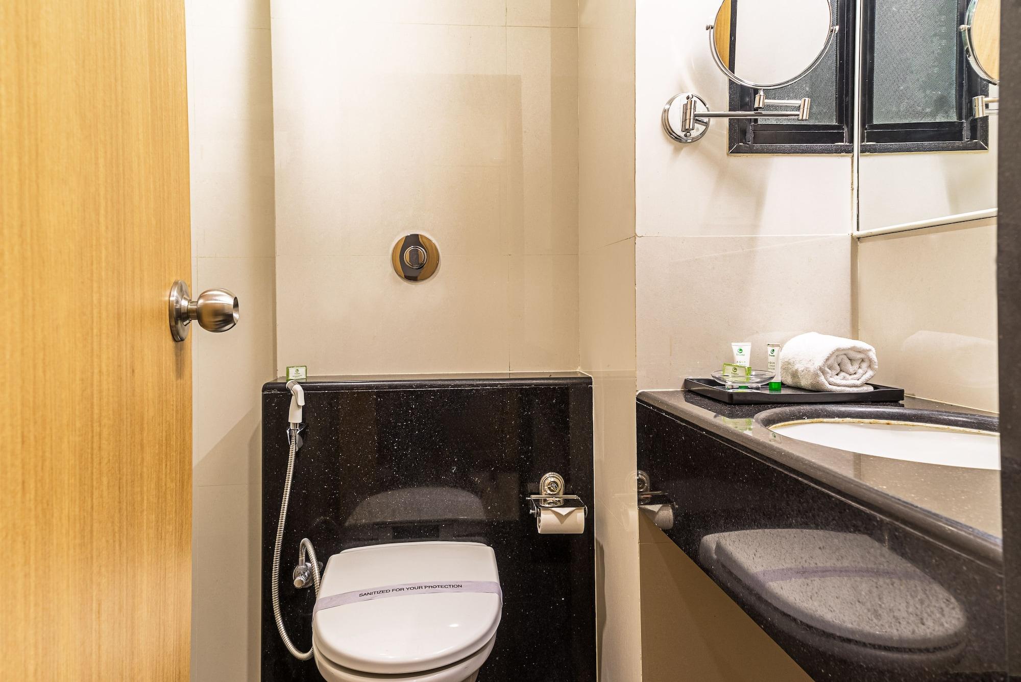 Treebo Premium Grand Emerald Pimpri-Chinchwad Eksteriør billede