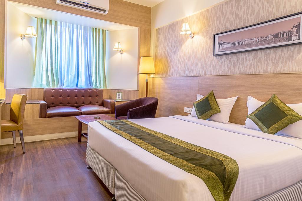 Treebo Premium Grand Emerald Pimpri-Chinchwad Eksteriør billede