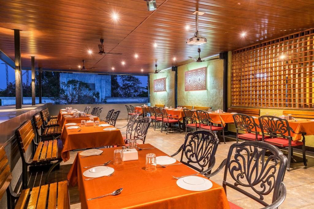Treebo Premium Grand Emerald Pimpri-Chinchwad Eksteriør billede