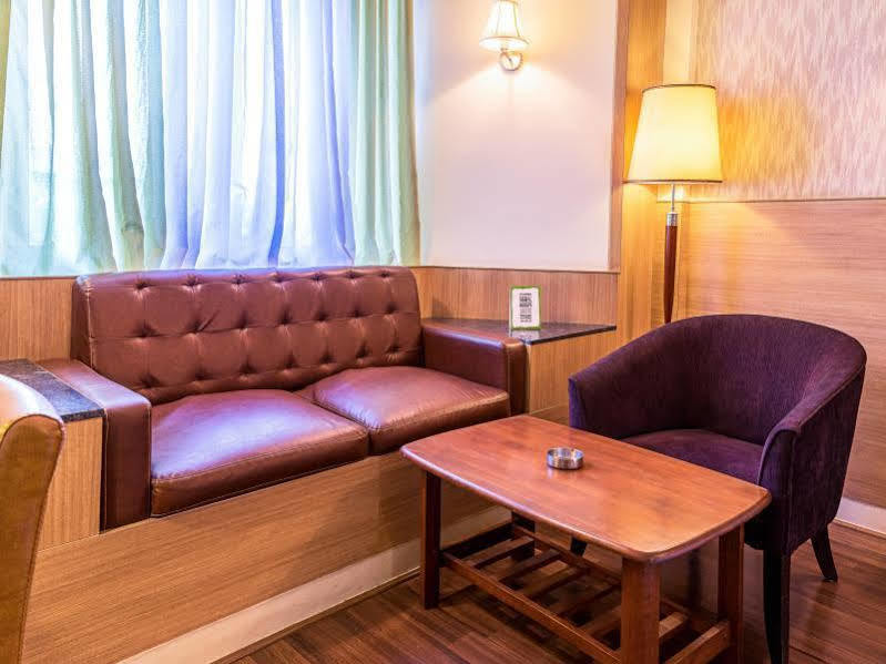 Treebo Premium Grand Emerald Pimpri-Chinchwad Eksteriør billede