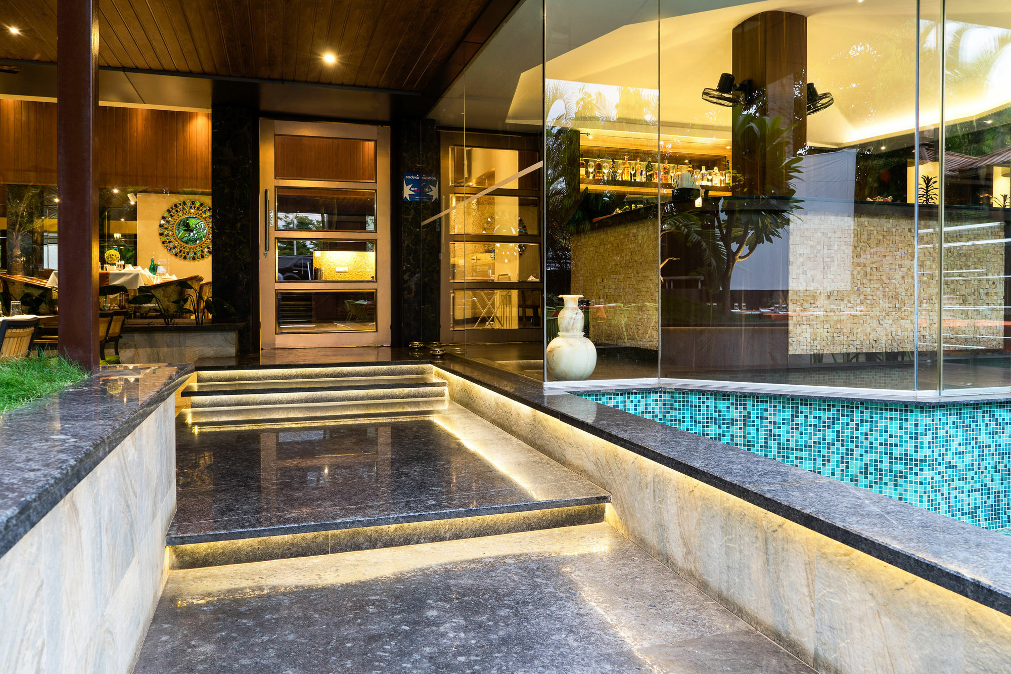 Treebo Premium Grand Emerald Pimpri-Chinchwad Eksteriør billede