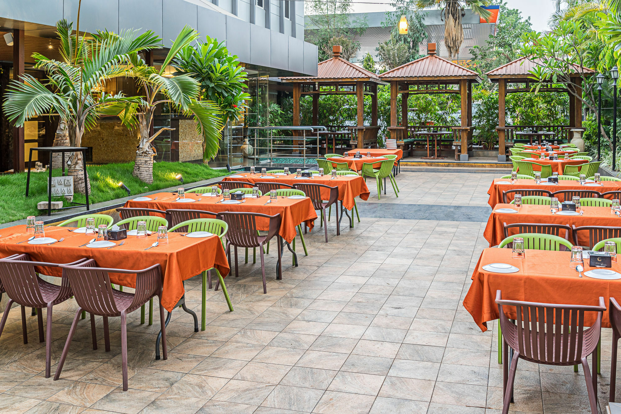 Treebo Premium Grand Emerald Pimpri-Chinchwad Eksteriør billede